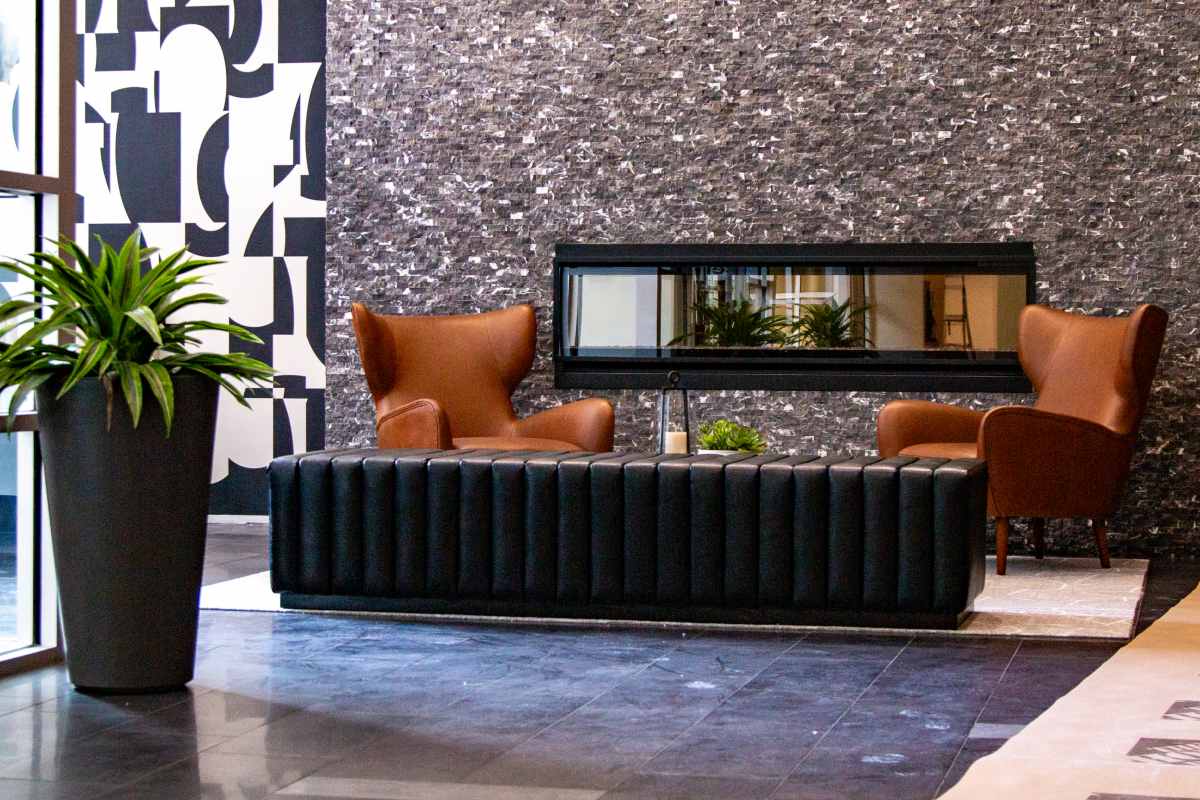 custom bench banquette black