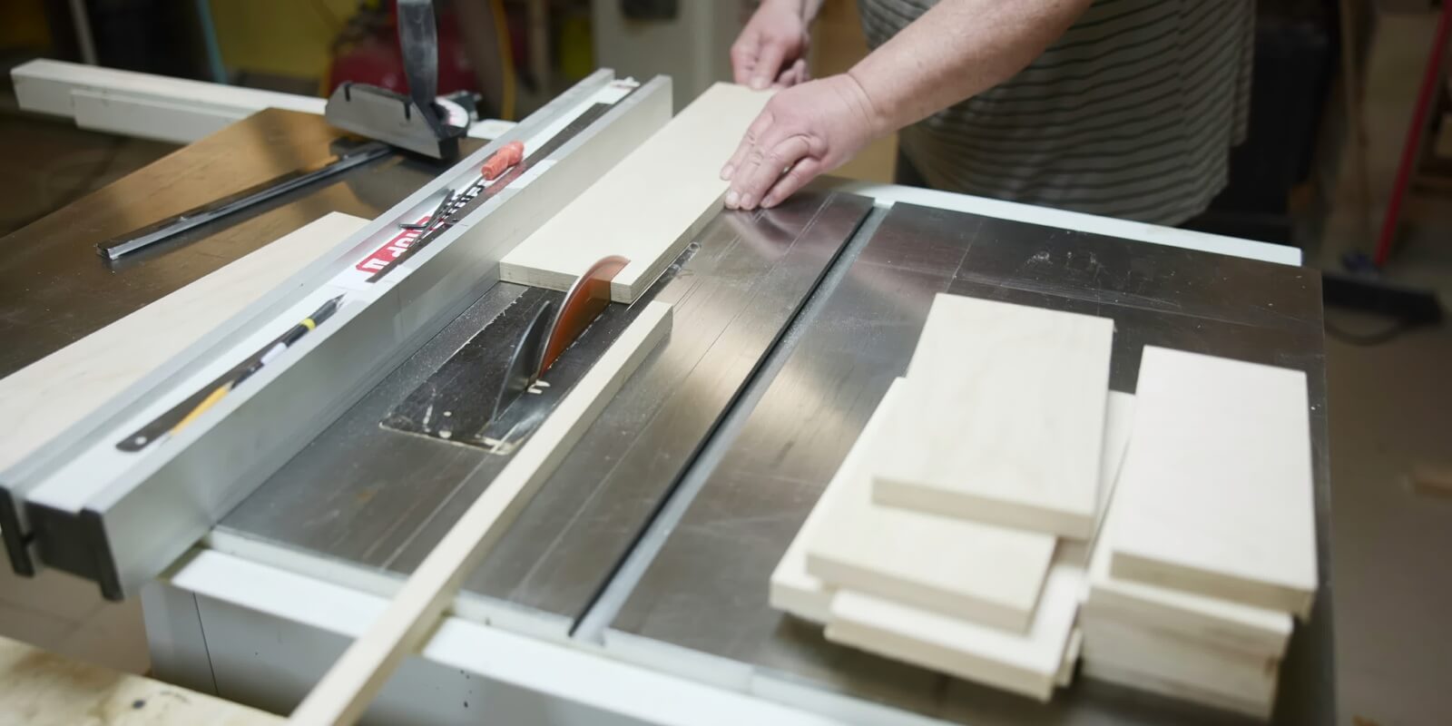 6 Red Flags to Watch for When Comparing Commercial Millwork Companies